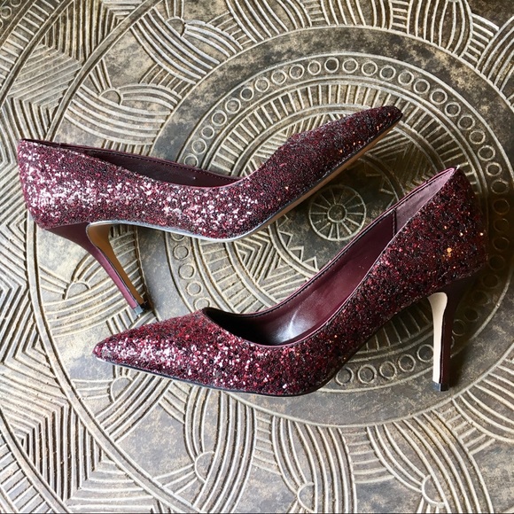 White House Black Market Shoes - WHITE HOUSE BLACK MARKET Maroon Glitter Heels Sz 6